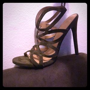 Hunter green Labyrinth pattern sandal heels